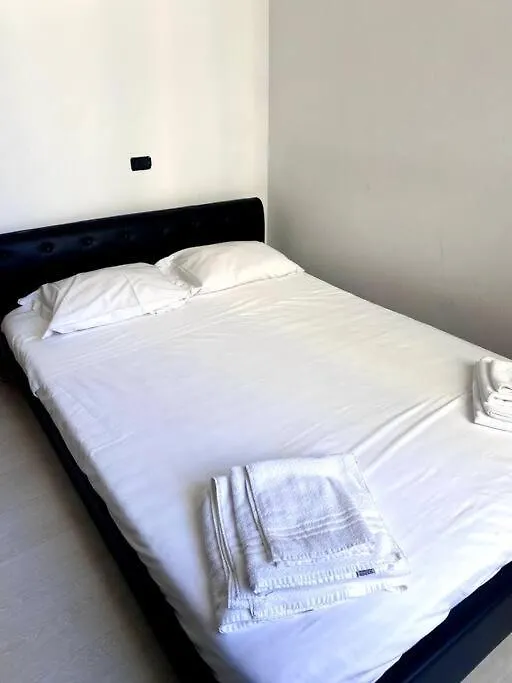 Green Loft Terrace - Navigli/Darsena Milánó 0*,